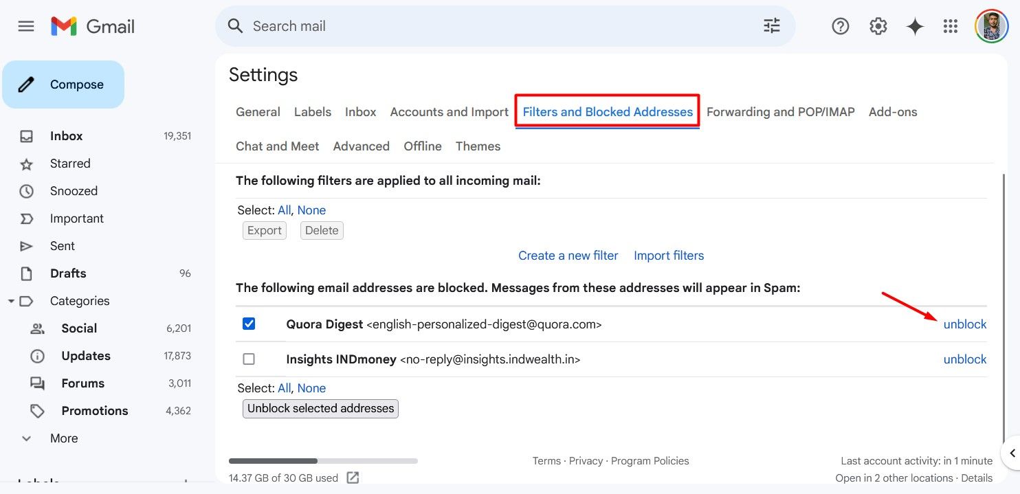 Опция Разблокировать в Gmail.