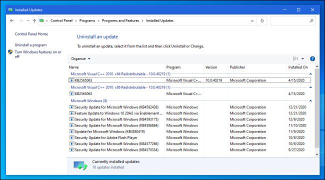 Просмотр установленных обновлений в Панели управления Windows 10 с возможностью сортировки по столбцам.