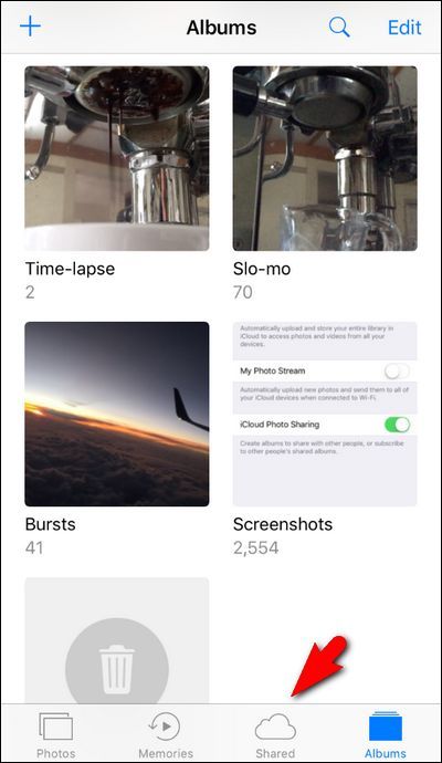 Приложение Фото: иконка «Поделиться» внизу экрана