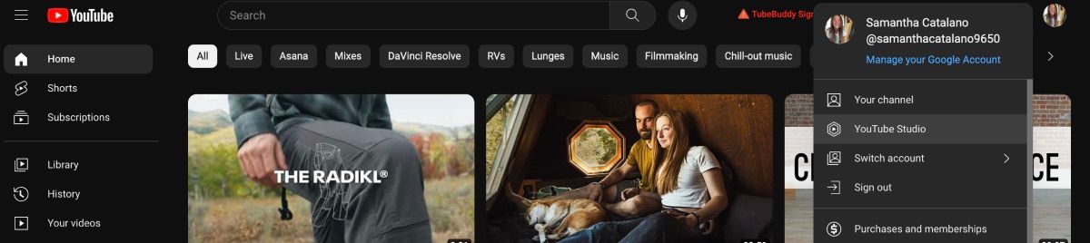 Главная страница YouTube с опцией YouTube Studio
