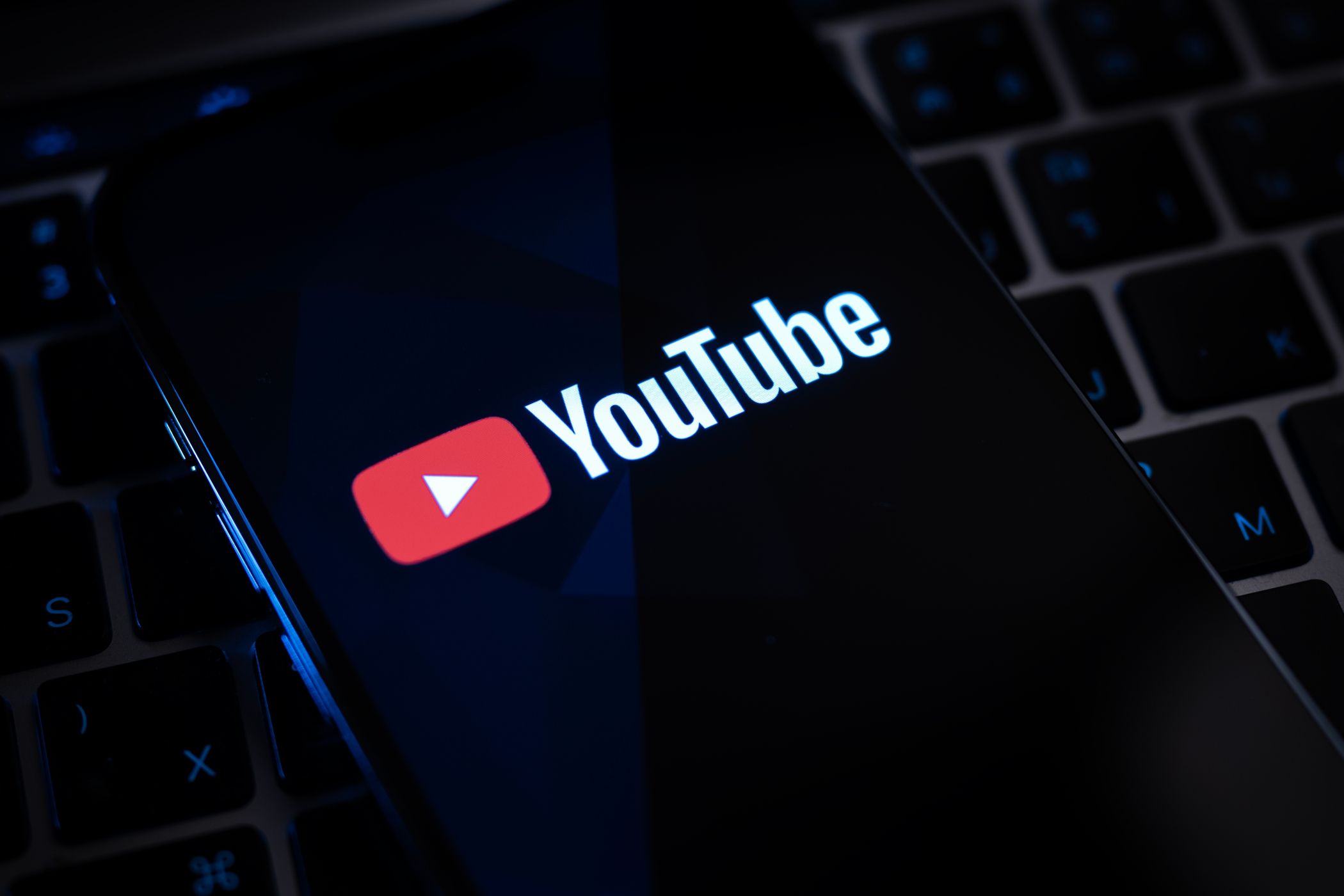 Смотреть возрастные видео YouTube без входа