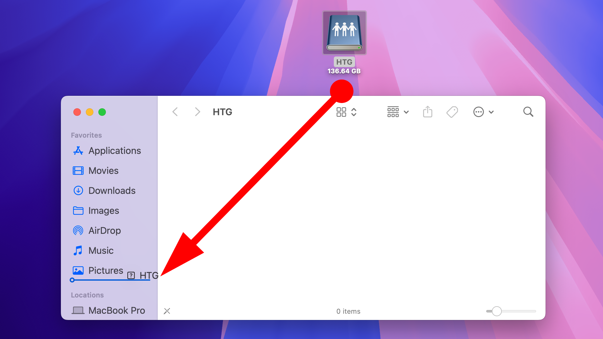 Перетаскивание сетевой шары в боковую панель Finder в macOS Sequoia.