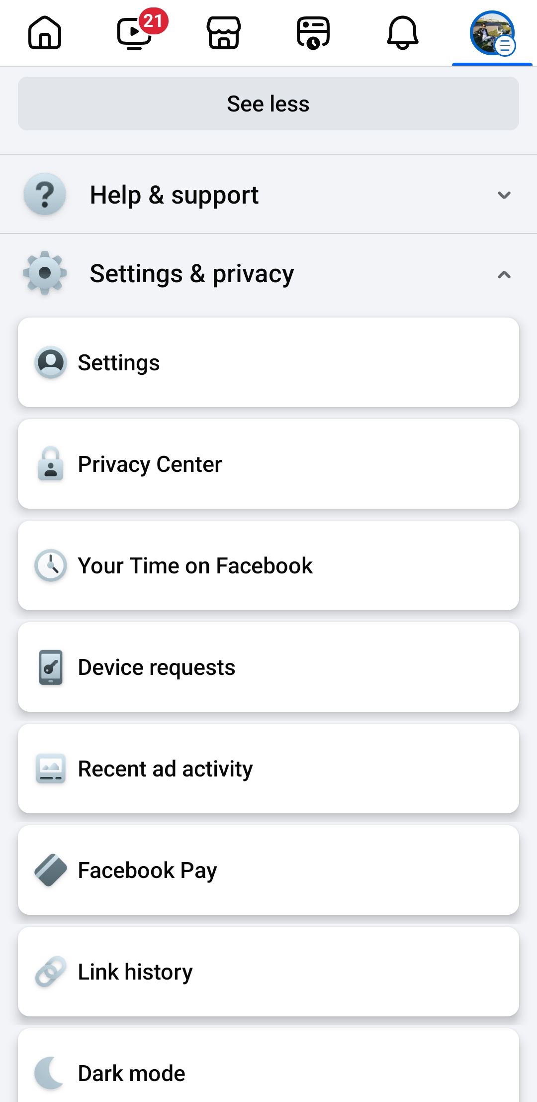 Меню настроек в мобильном приложении Facebook