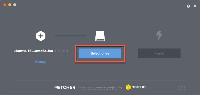 Выбор целевого накопителя в Etcher