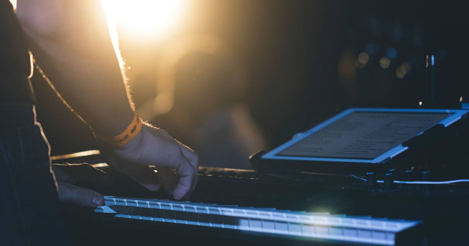 Установить звуковые паки GarageBand на iPhone и iPad