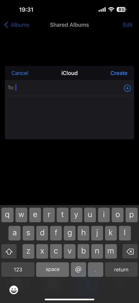 Добавление новых материалов в общий альбом на iOS