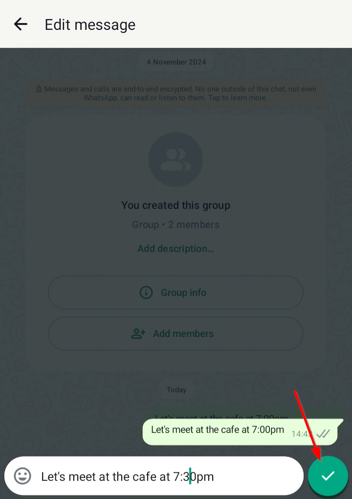 Процесс редактирования сообщения в WhatsApp на Android.