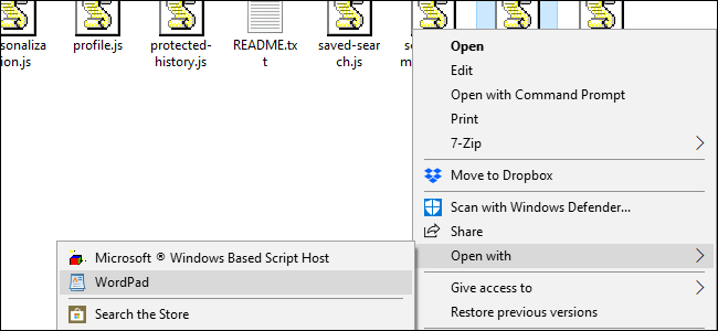 Открытие файла tweets.js в текстовом редакторе