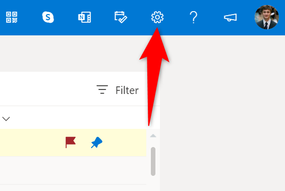 Выберите «Параметры» в правом верхнем углу интерфейса.