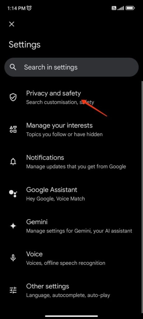 Строка настроек с опцией Безопасный поиск в приложении Google