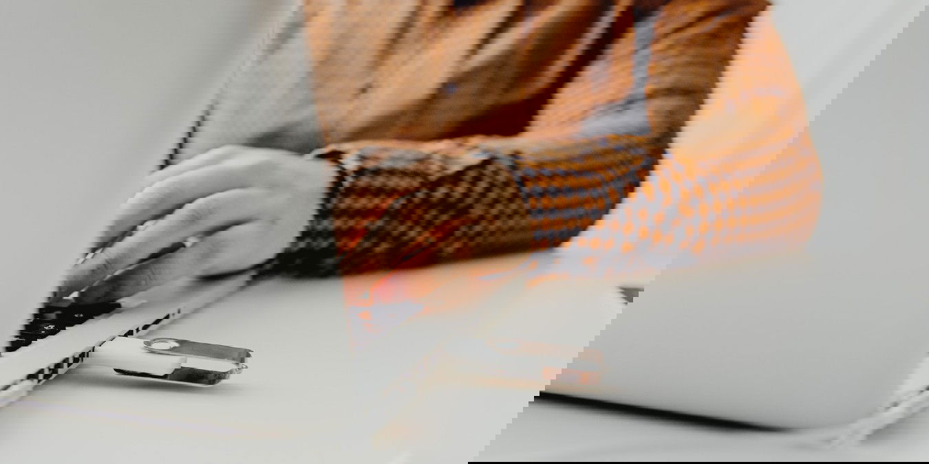 Устранение защиты от записи на USB