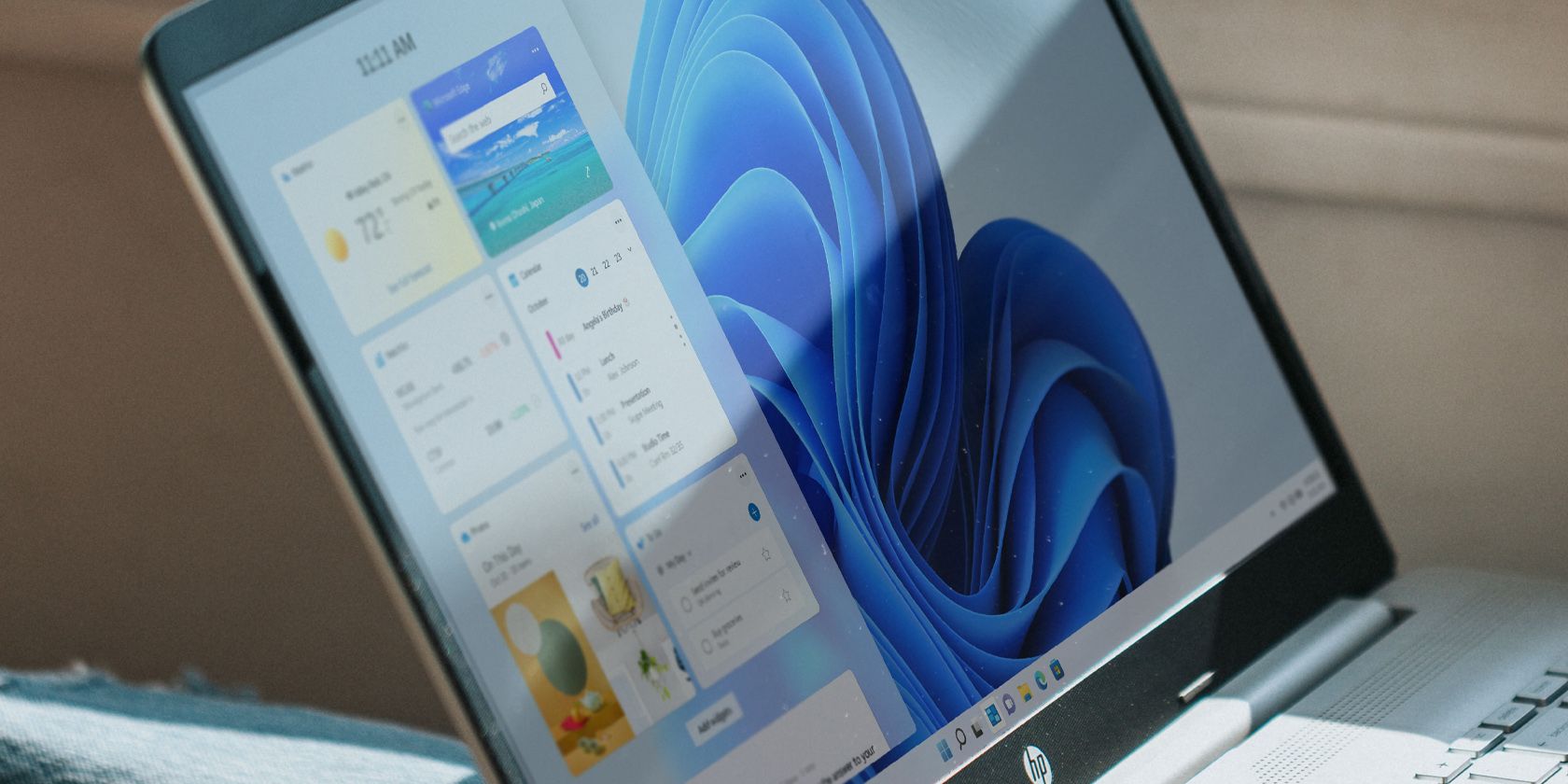 Добавить виджеты на рабочий стол Windows 11