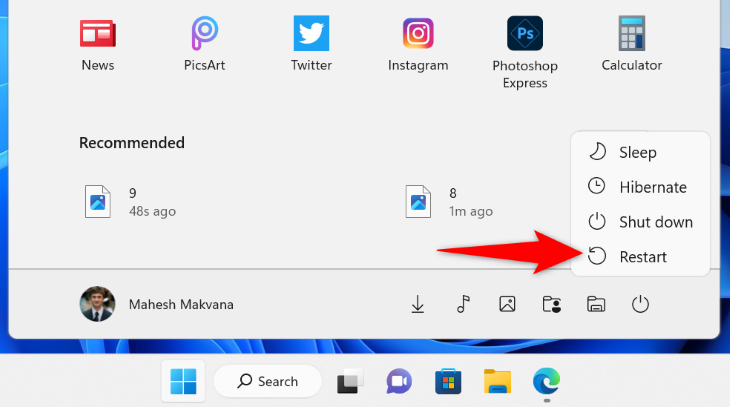 Выберите «Перезагрузить» в меню.