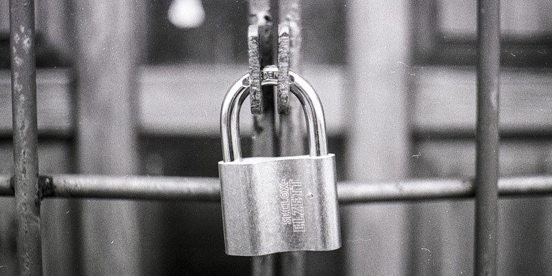 Защита папки в Linux: chown и chmod