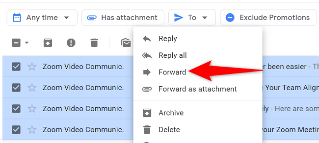 Выберите «Переслать» в меню.