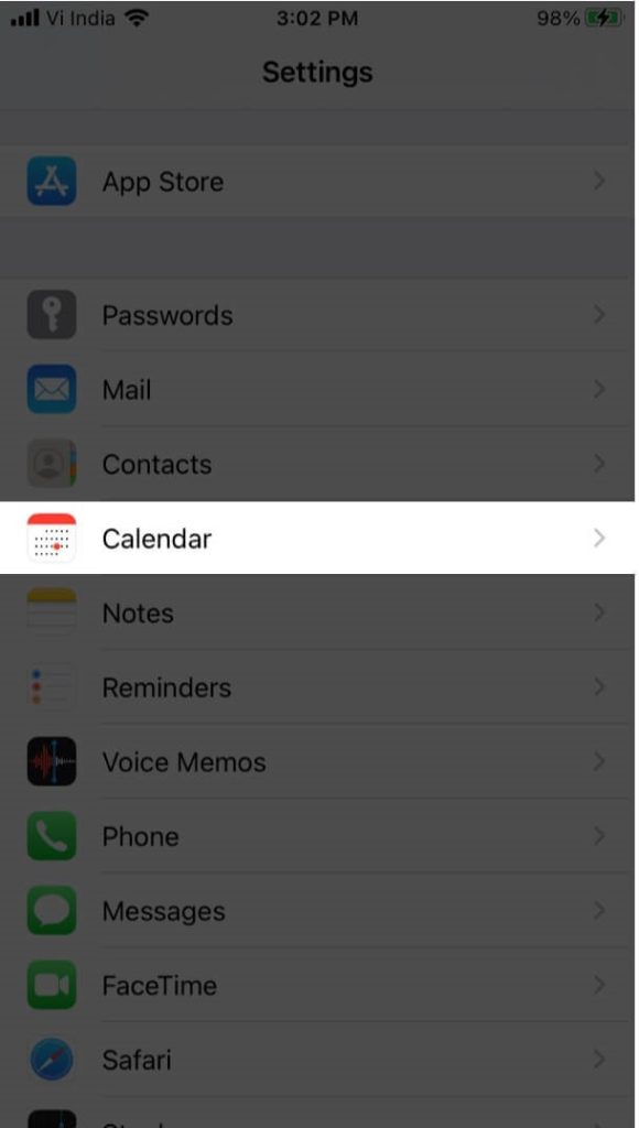 Экран iPhone: настройки Календаря — Учетные записи