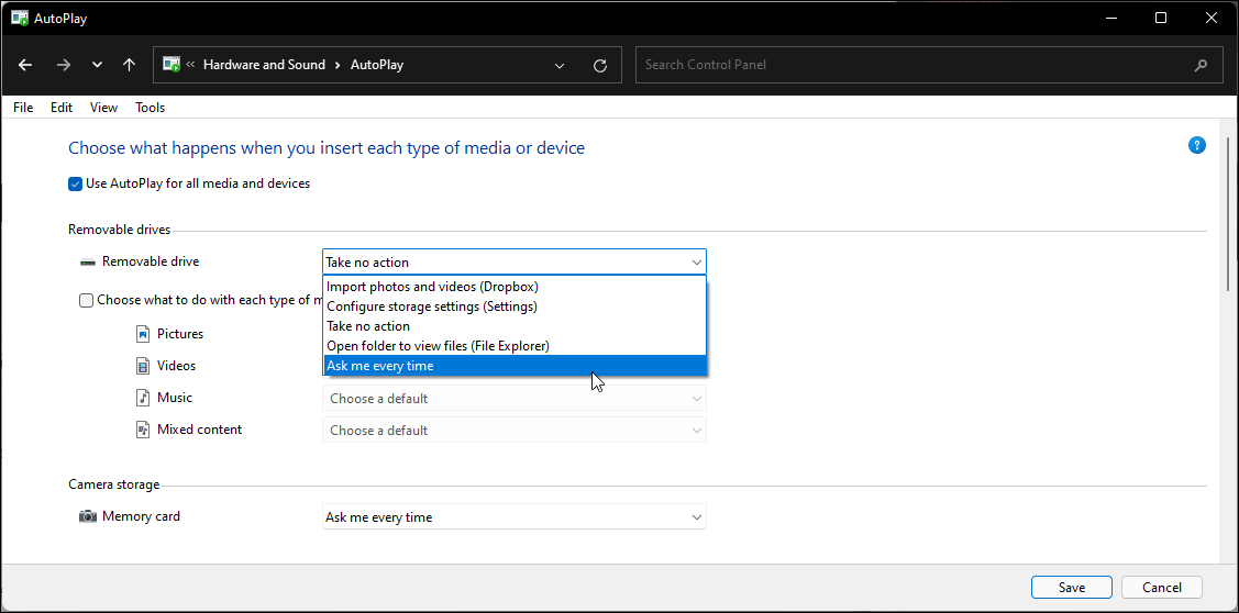 Иллюстрация: настройка автозапуска в Панели управления