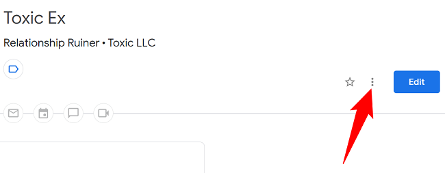 Нажмите три точки в правом верхнем углу.