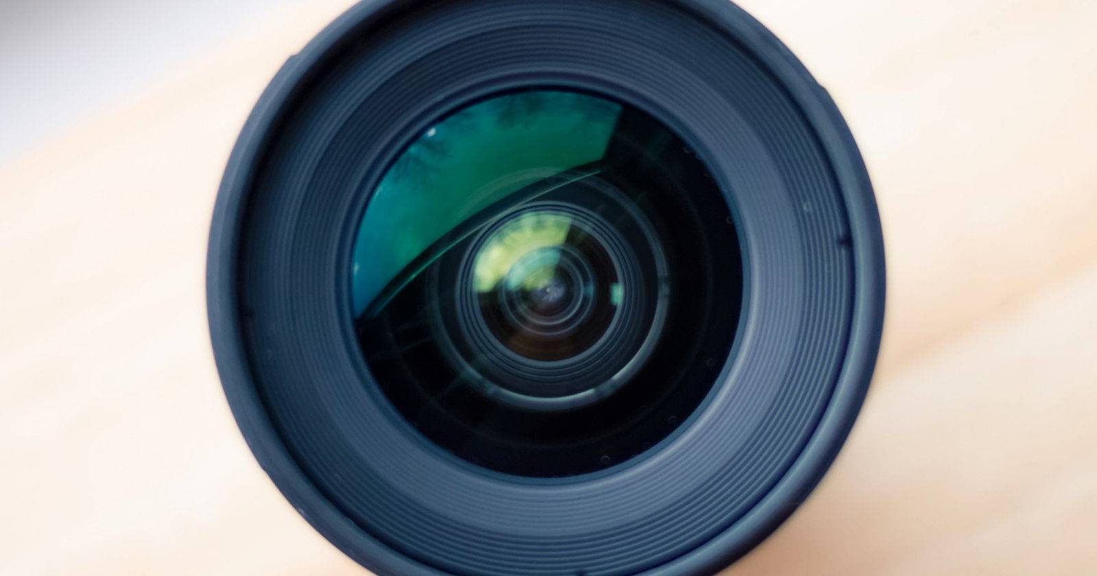 Крупный план объектива фотоаппарата