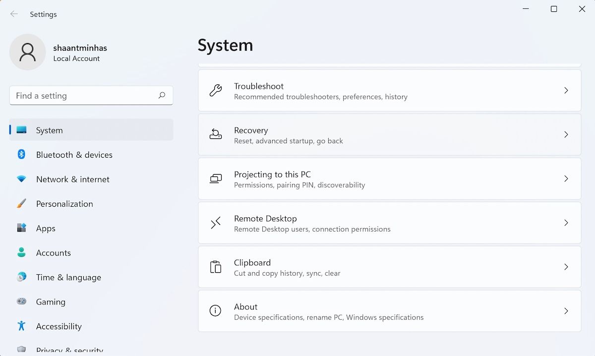 Экран настроек Windows с разделом Система