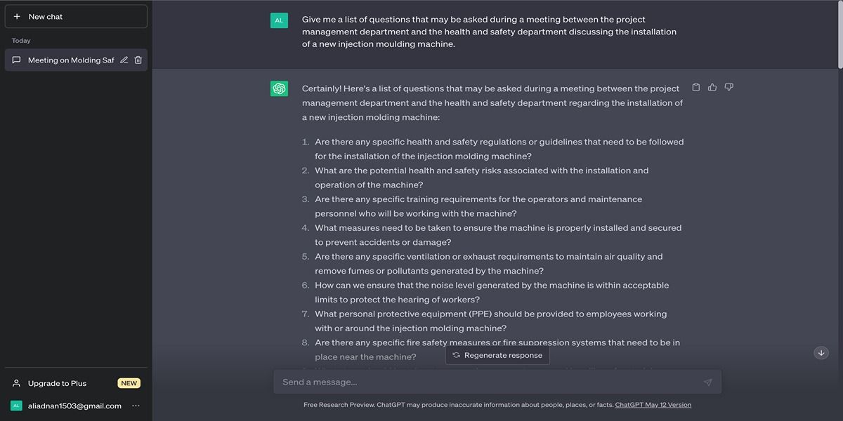 ChatGPT отвечает на запрос: «Составь список вопросов, которые могут задать на встрече между отделом управления проектами и отделом охраны труда при установке нового термопластавтомата»
