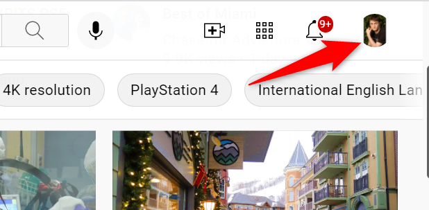 Нажмите значок профиля в правом верхнем углу сайта YouTube.