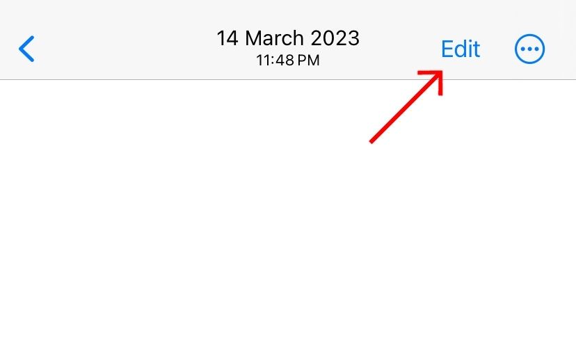 Редактирование видео в приложении «Фото» на iPhone.