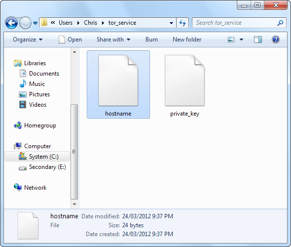 Файлы hostname и private_key в папке скрытого сервиса