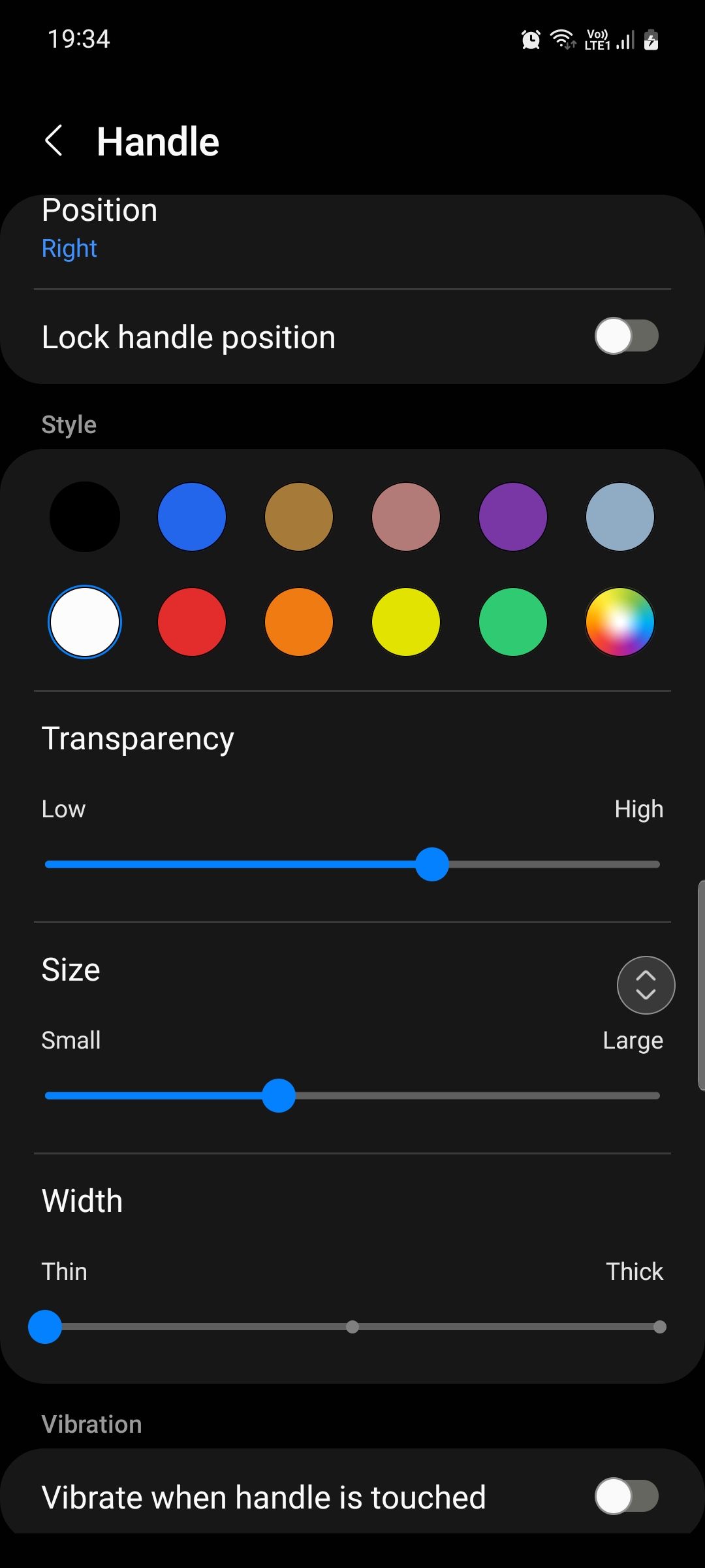 Ручка боковой панели Edge Panels на экране Samsung Galaxy