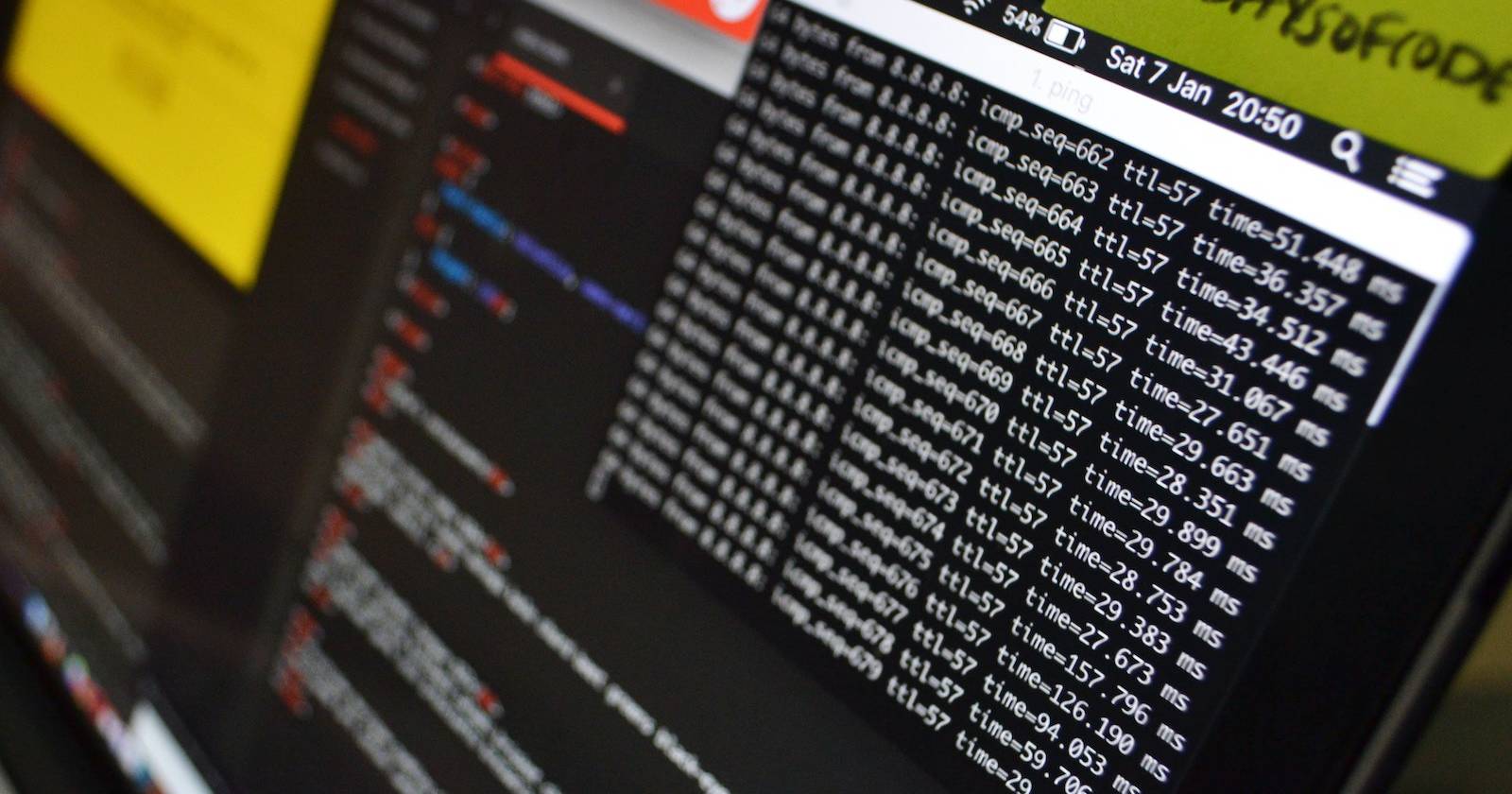 Интерфейс Windows Terminal с вкладками и панелями