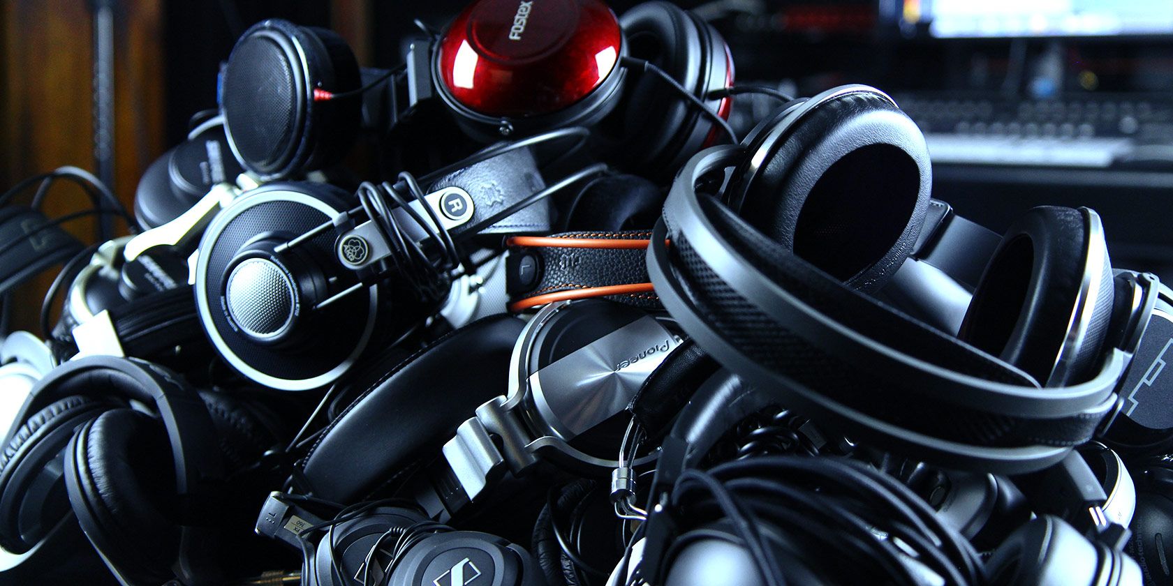 Как читать спецификации на наушники и выбрать лучшую пару