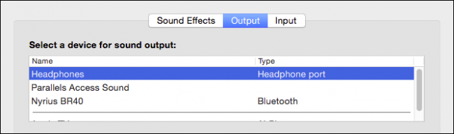 Скриншот переключения на наушники при подключении через разъём