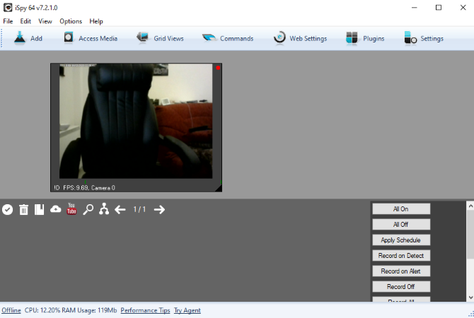 Интерфейс программы наблюдения iSpy с камерами и логом событий