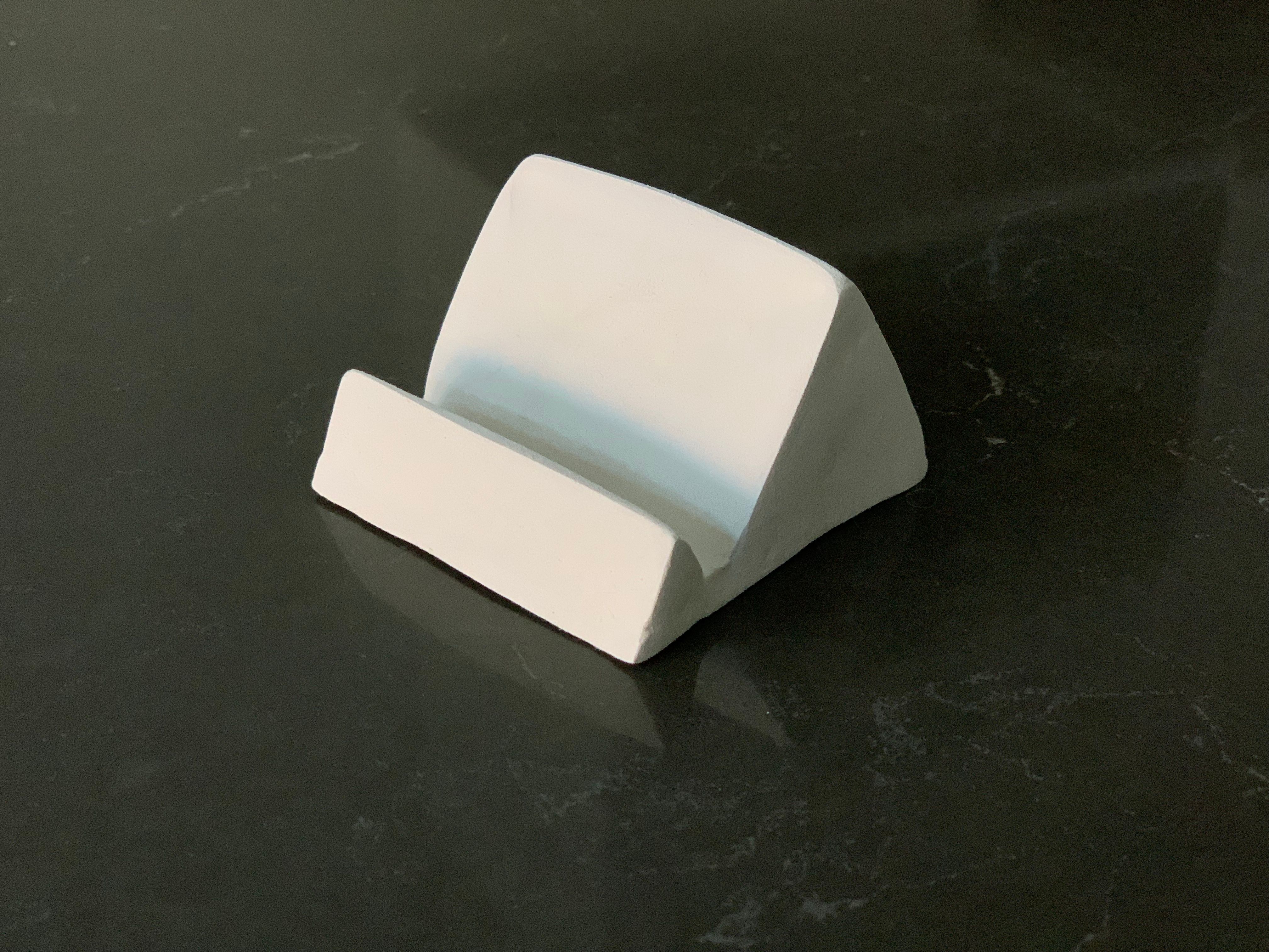 Готовая окрашенная подставка после сушки