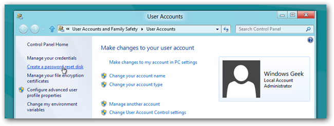 Ссылка «Создать диск сброса пароля» в старой Панели управления