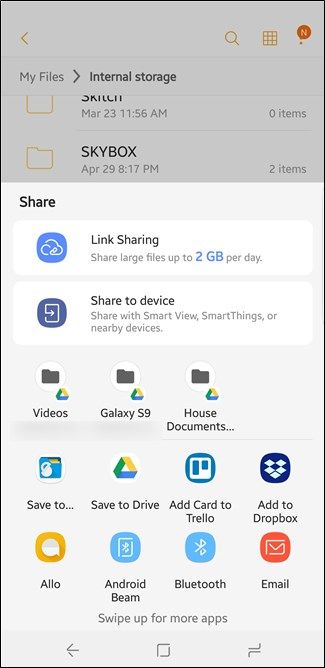 Скриншот: экран выбора приложения для отправки файла VCF в облако