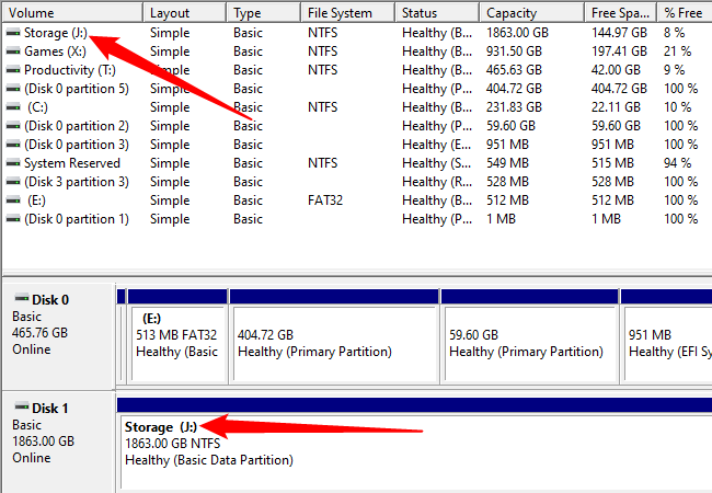Стрелка указывает на изменение буквы диска.