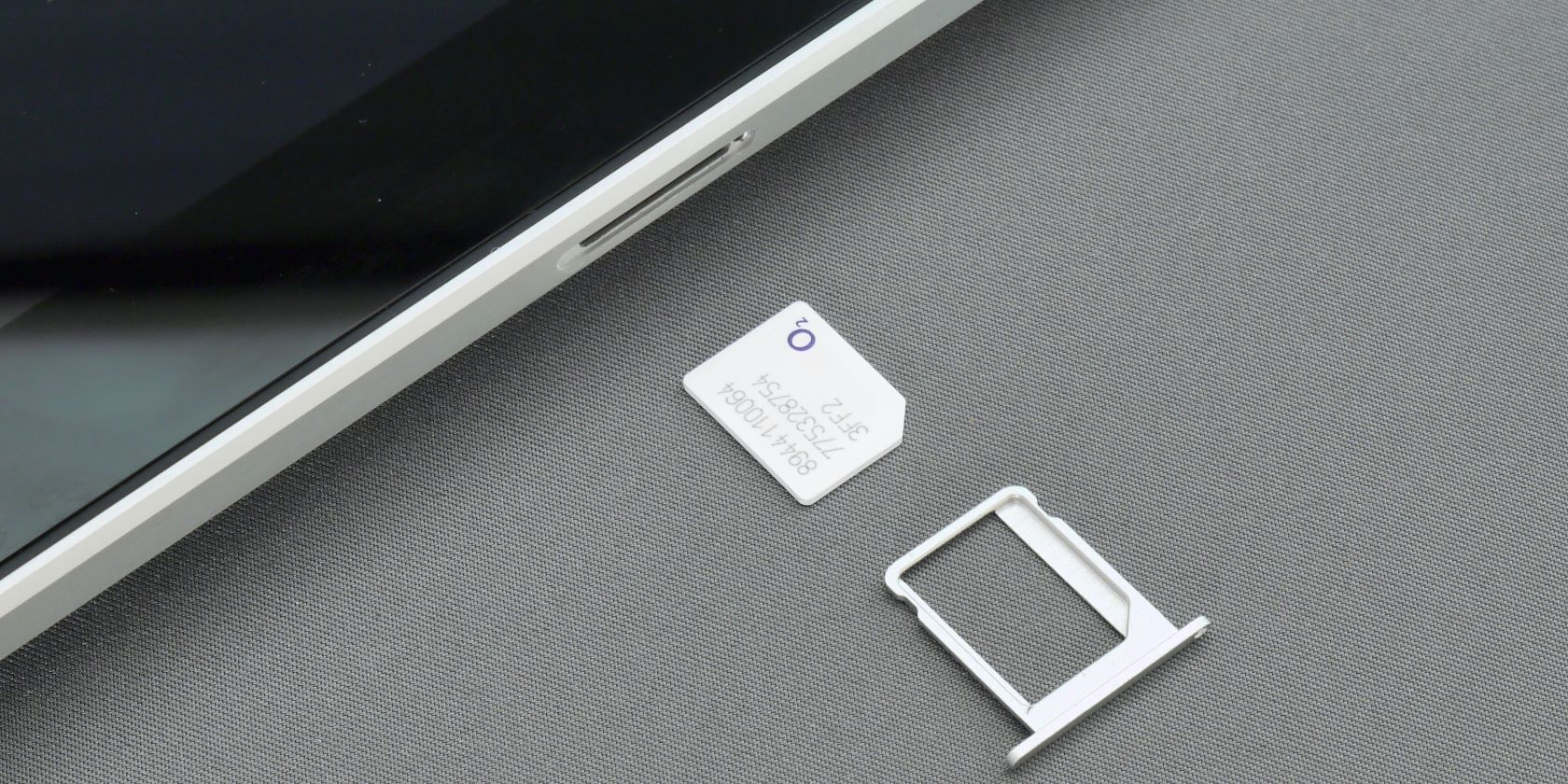 Лоток SIM-карты iPhone