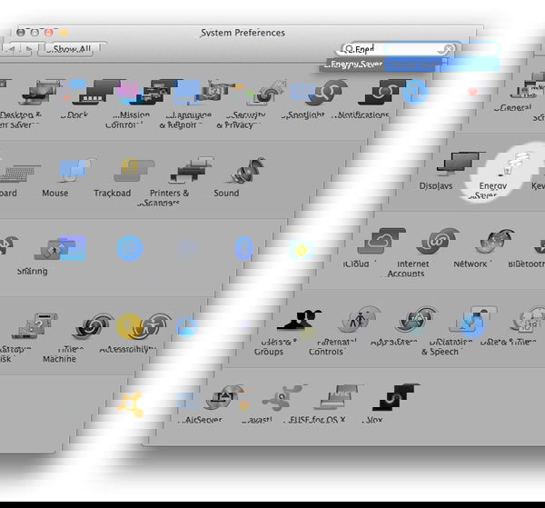 Вкладка Адаптер питания с опцией Пробуждать для сетевого доступа