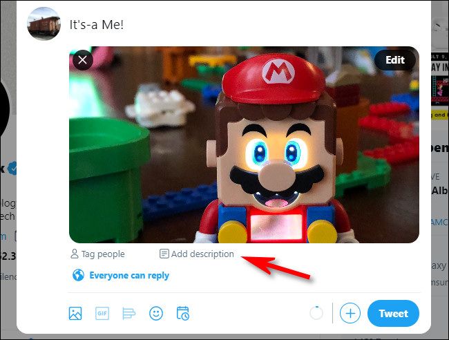 В веб-версии Twitter: нажмите «Добавить описание» под миниатюрой изображения.