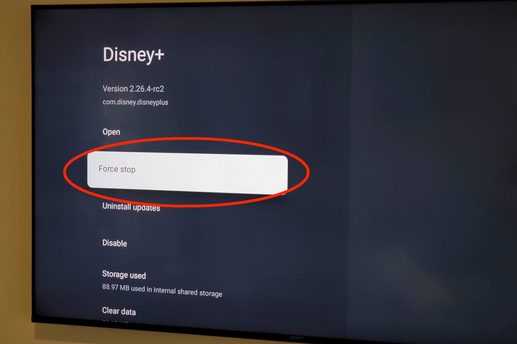 Опция «Принудительная остановка» для закрытия приложения на Google TV