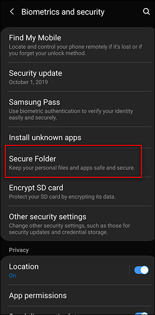Экран 'Биометрия и безопасность' в настройках Samsung