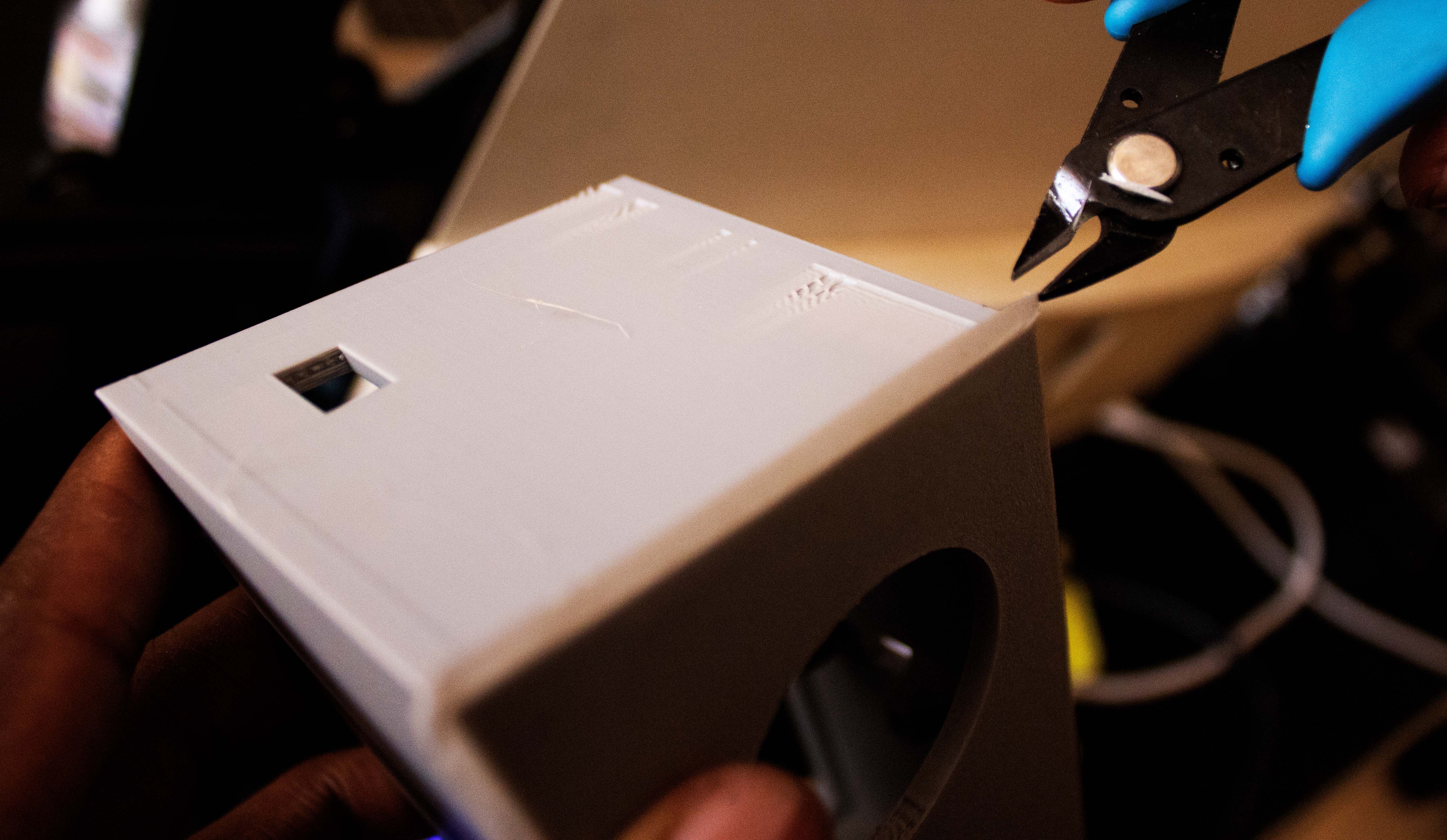 Удаление лишних частей с 3D-печатной детали