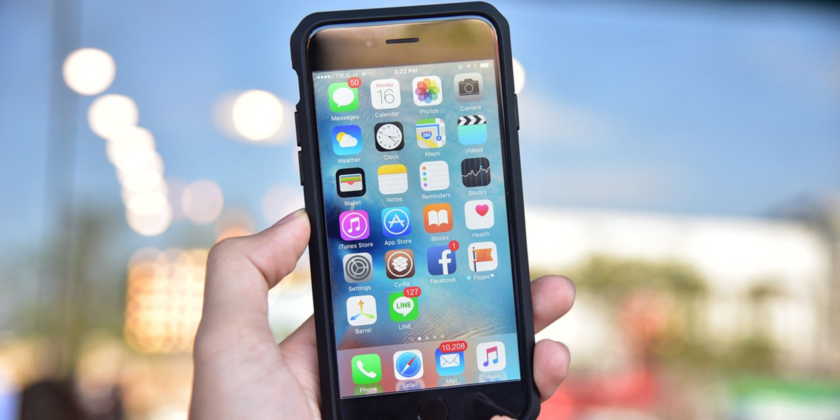 Как обновлять приложения на iPhone