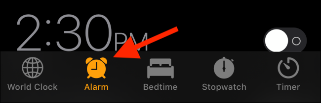 Перейдите на вкладку Alarm в приложении Clock