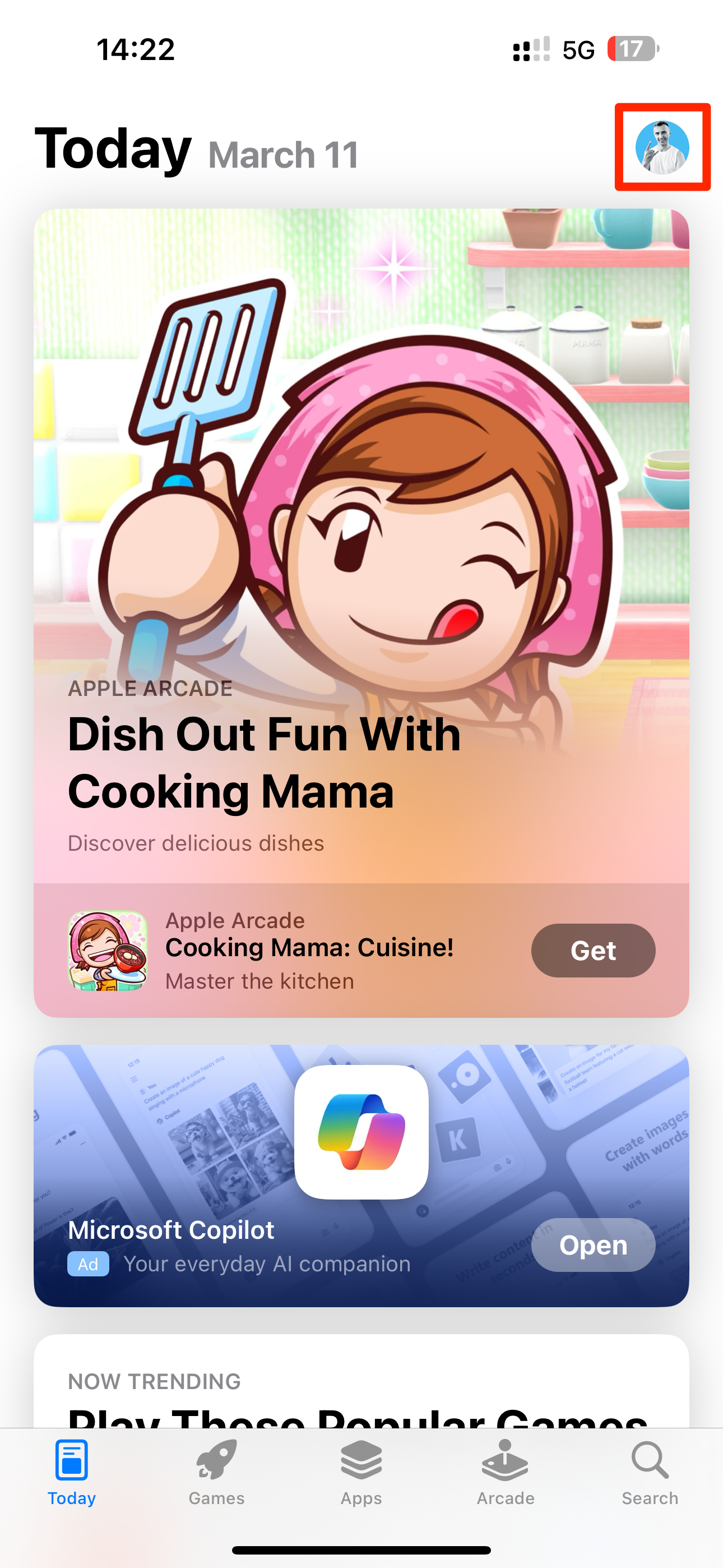 App Store на iPhone с выделенным профилем.