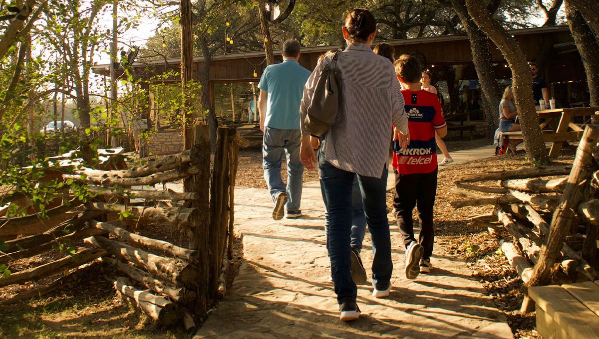 Использование естественного света на улице