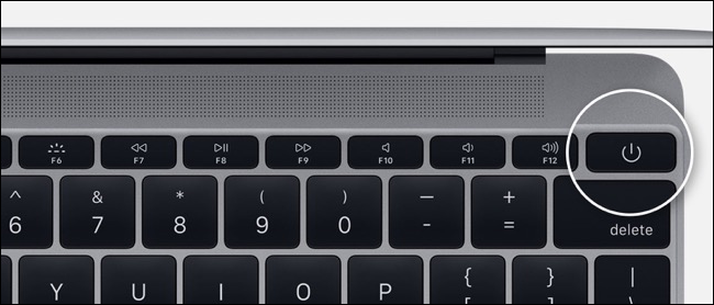 Кнопка питания на MacBook Pro без Touch Bar.