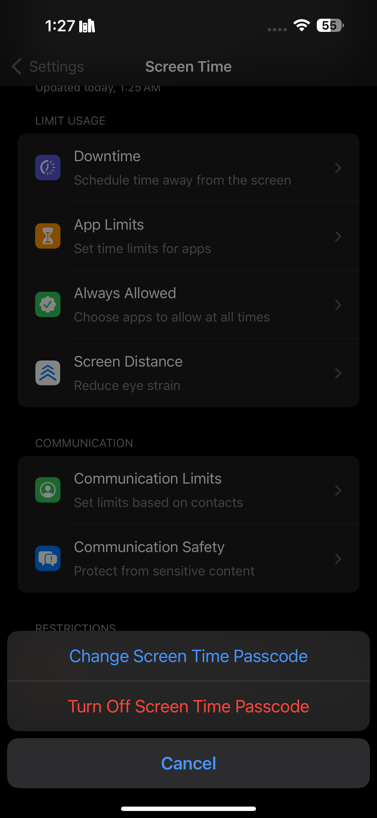 Опции изменения или отключения кода Экранного времени в настройках iPhone