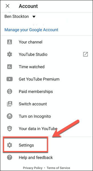 В меню YouTube прокрутите вниз и нажмите